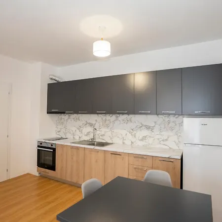 Harmony Residences Σκόδρα
