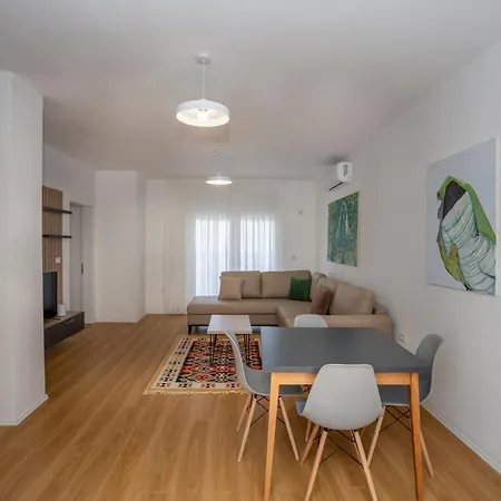 Harmony Residences Apartment *