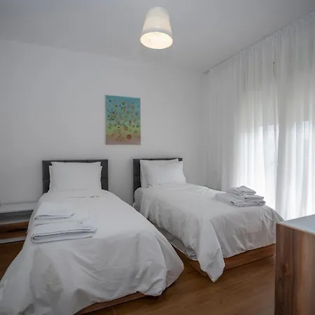 Harmony Residences Apartment *
